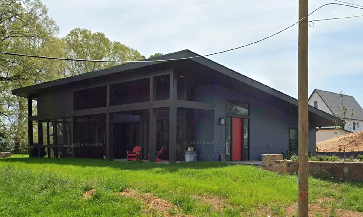 Projekt domu parterowego o pow. 173 m²: 3 Sypialnie, 2 Łazienki, Otwarta kuchnia, bez Garażu