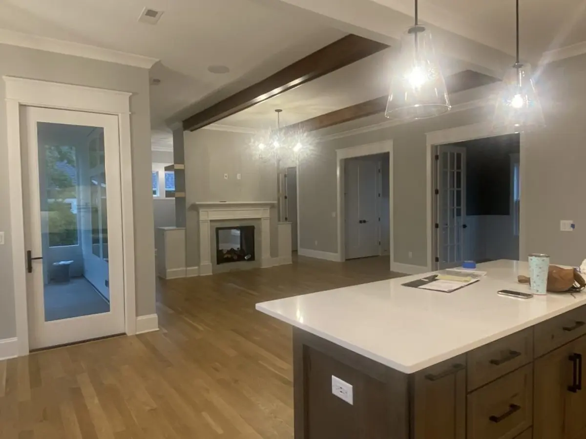 Projekt domu z poddaszem użytkowym o pow. 238 m²: 2 Sypialnie, 4 Łazienki, Otwarta kuchnia, Garaż