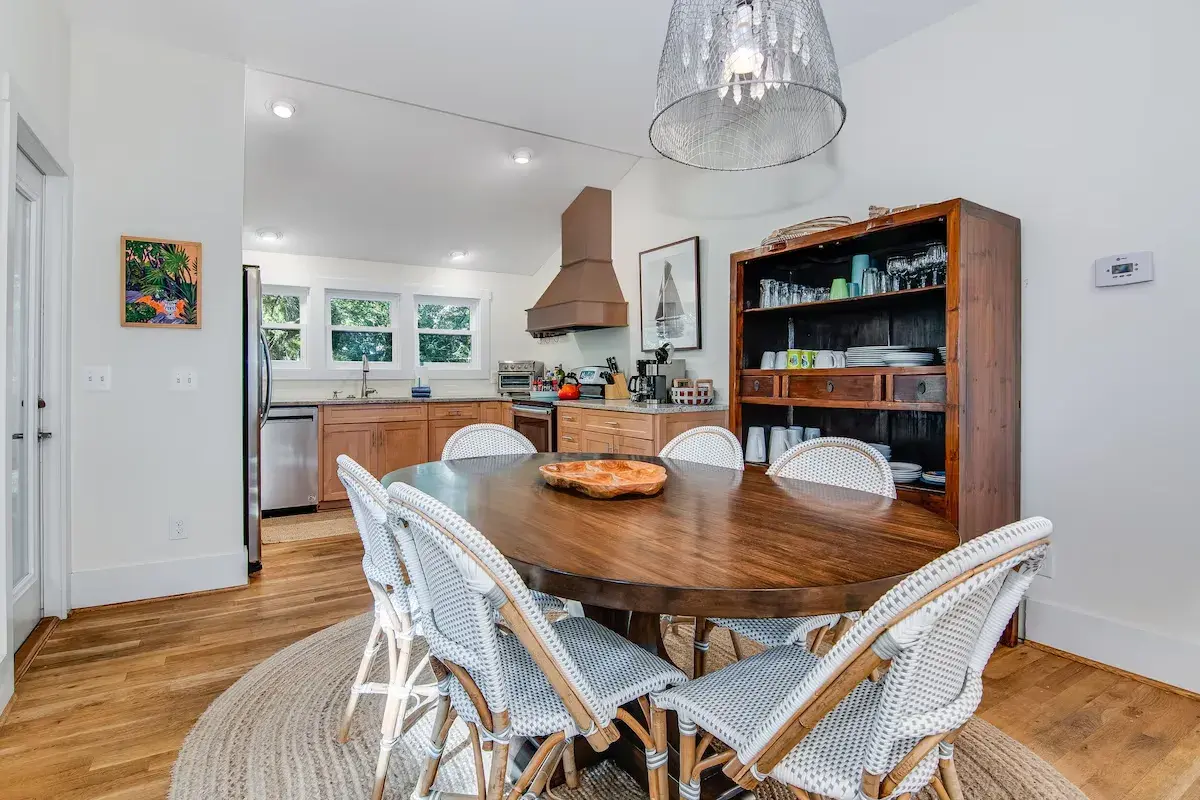 Wnętrza 9 – Projekt domu piętrowego o pow. 158 m²: 4 Sypialnie, Gabinet, 4 Łazienki, Otwarta kuchnia, Garaż — 78159R