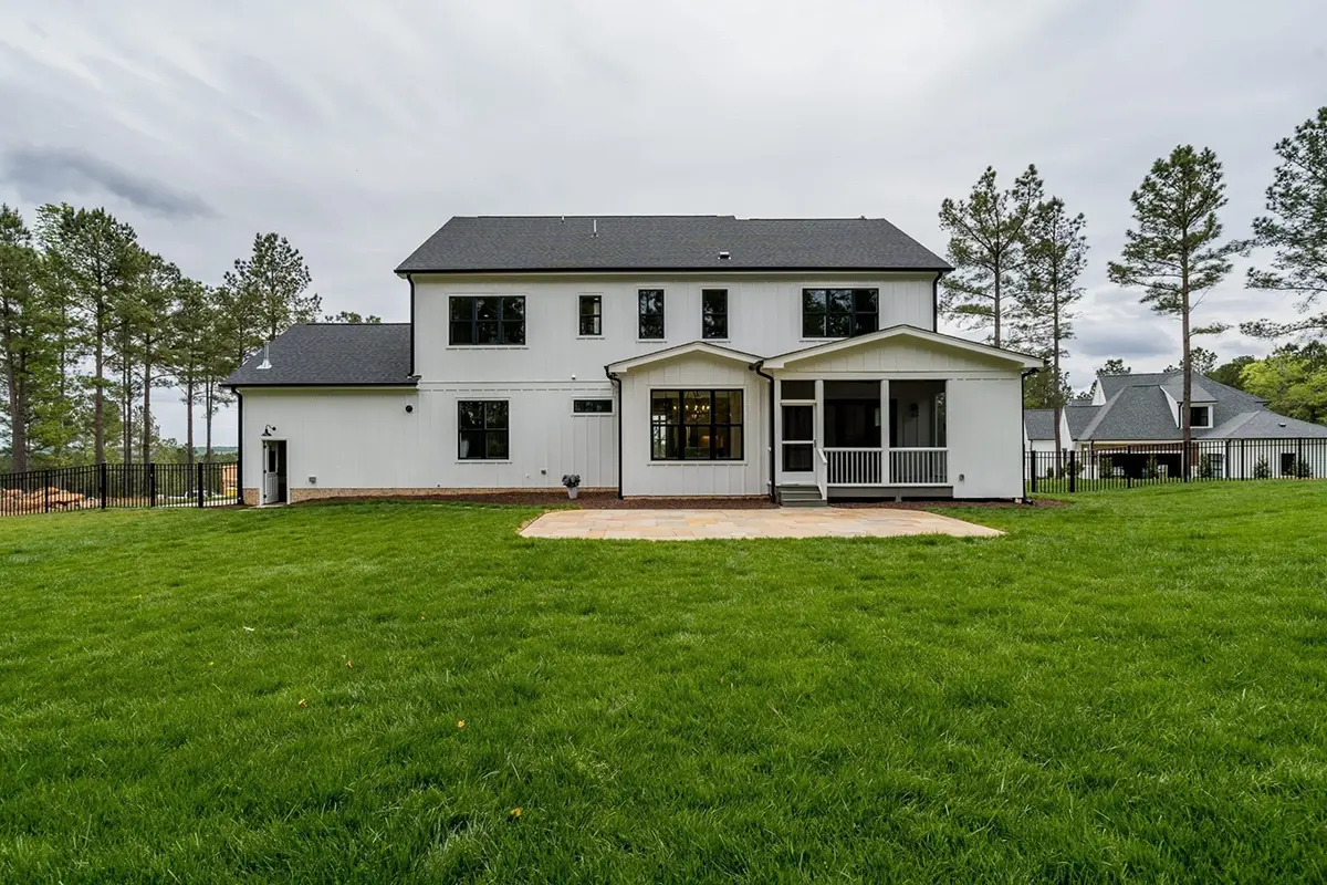 Główne obrazy 6 – Projekt domu piętrowego o pow. 372 m²: 4 Sypialnie, Gabinet, 6 Łazienki, Otwarta kuchnia, Garaż — 76809R
