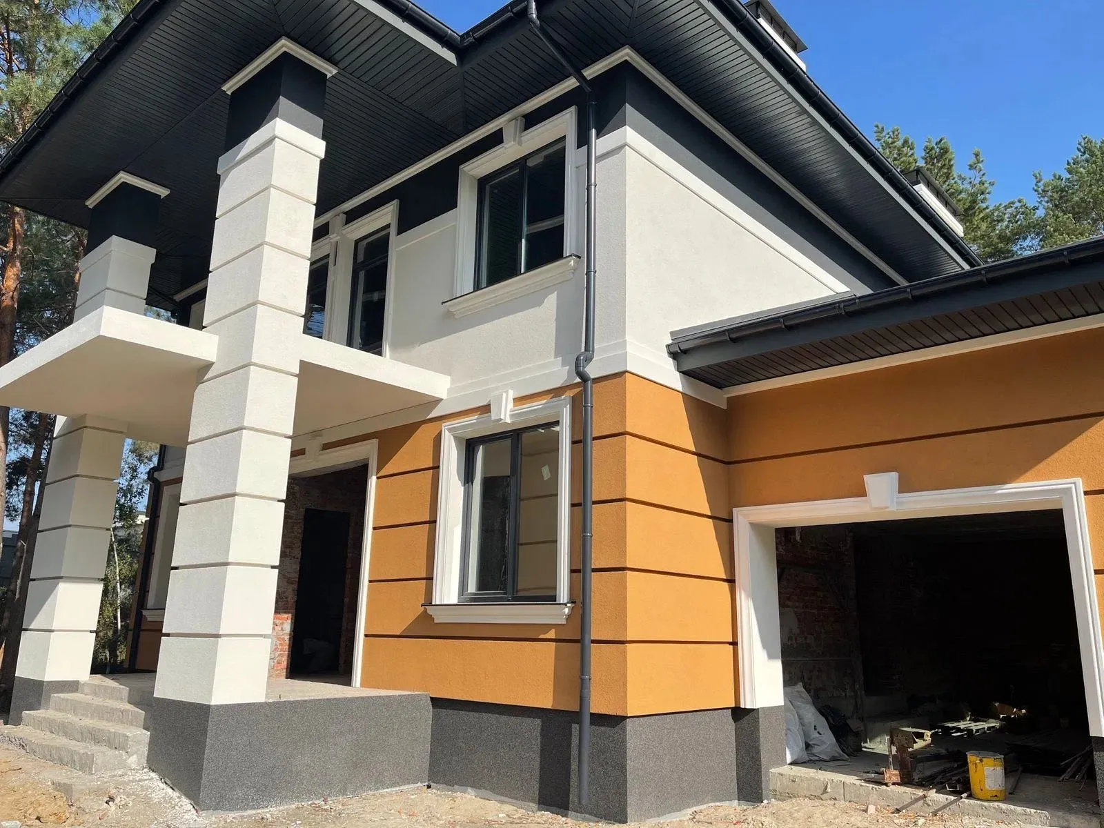Projekt domu jednorodzinnego o pow. 332 m²: Piętrowy, 3 Sypialnie, 3 Łazienki, Otwarta kuchnia, Garaż